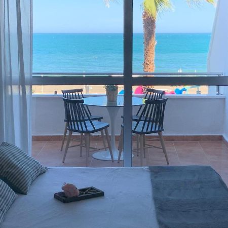 טורמולינוס Lujoso Estudio Frontal Al Mar מראה חיצוני תמונה